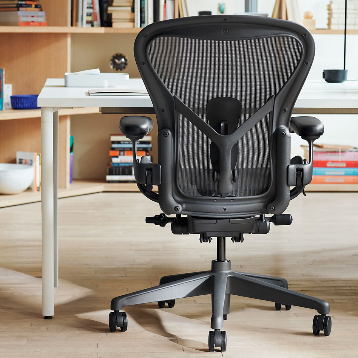 ハーマンミラーアーロンチェア