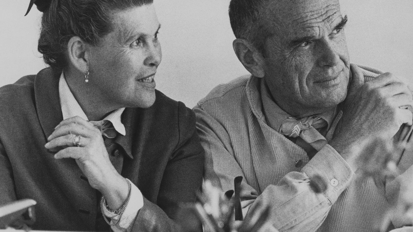 イームズシェルチェア 75周年記念