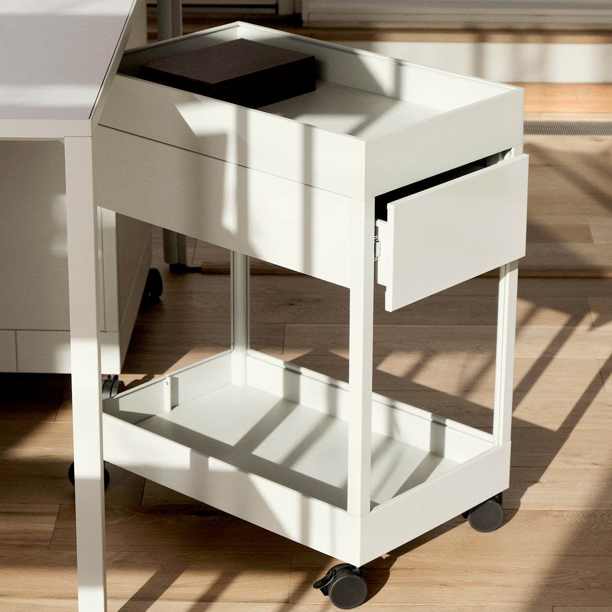 HAY NEW ORDER TROLLEY A 1