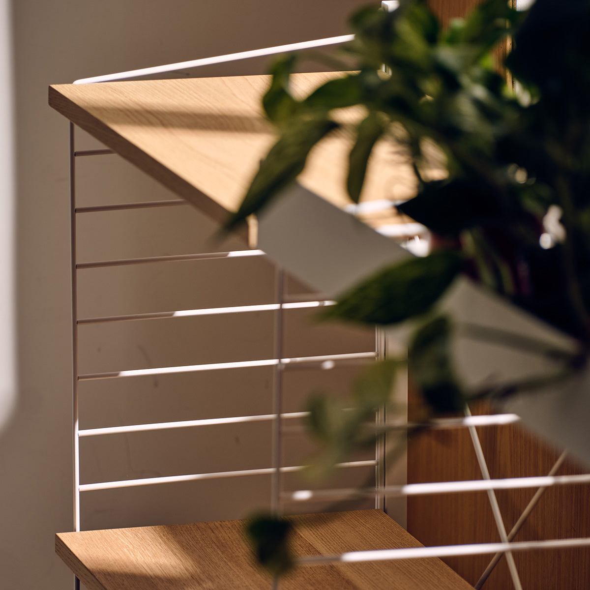 String System Freestanding Shelf