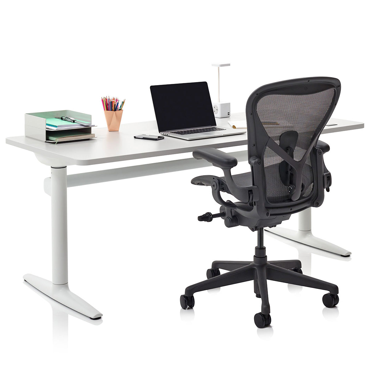 ハーマンミラー Atlas Desk アトラスデスク | ハーマンミラー正規販売 