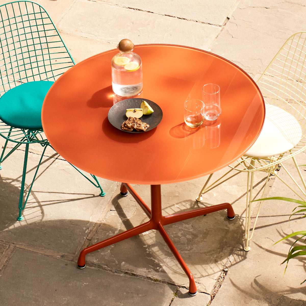 Herman Miller Eames  Dining Table Herman Miller x HAY